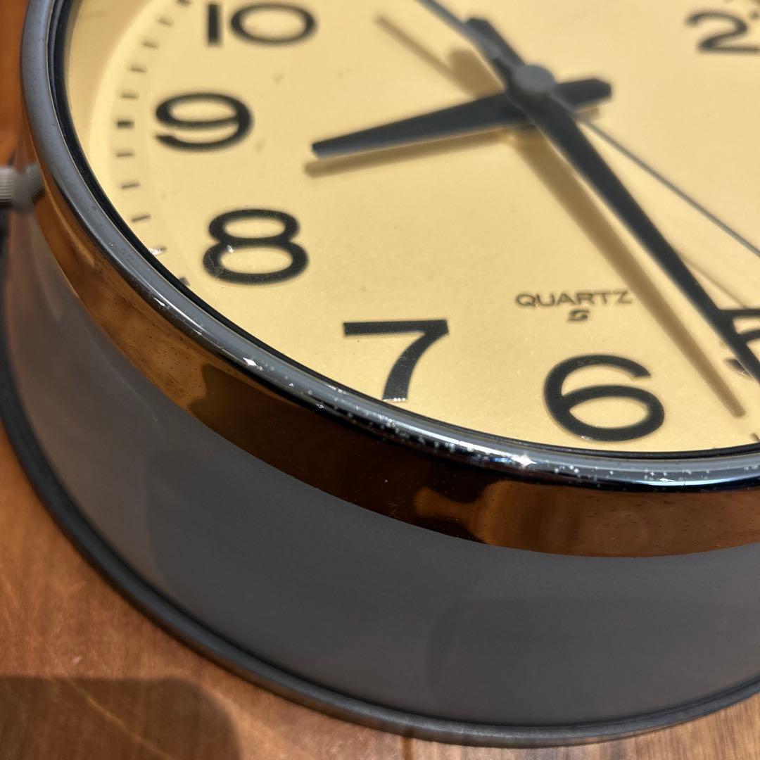 パシフィックファニチャーサービス（P.F.S）×セイコー　壁掛け時計