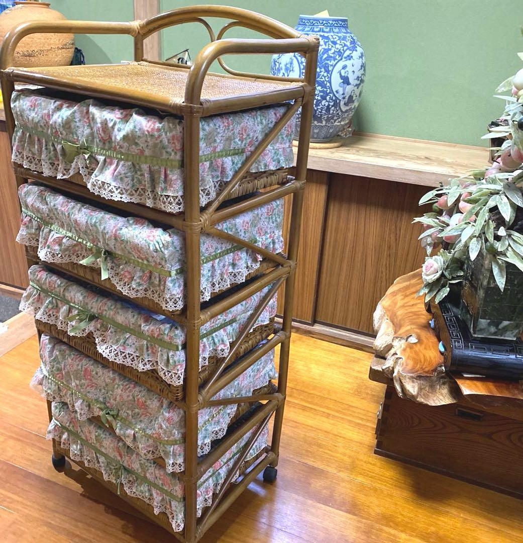 可愛いラタンチェスト5段籐家具レトロビンテージキャビネット収納キャスター付タンス