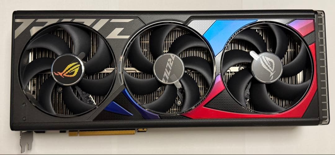 グラフィックボード・グラボ・ビデオカード ASUS ROG STRIX GAMING GEFORCE RTX 4090OC