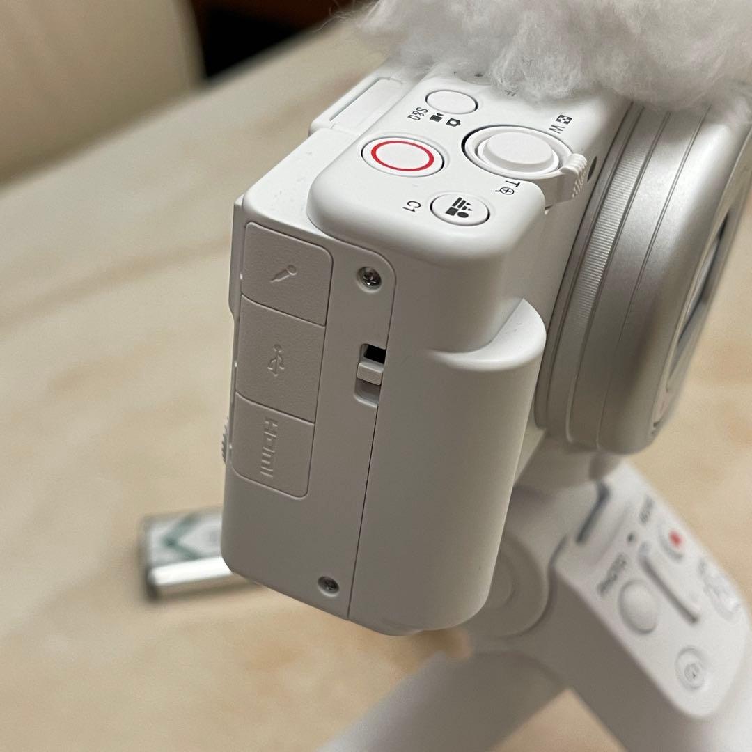 SONY ZV-1 白 本体、三脚、バッテリー×2