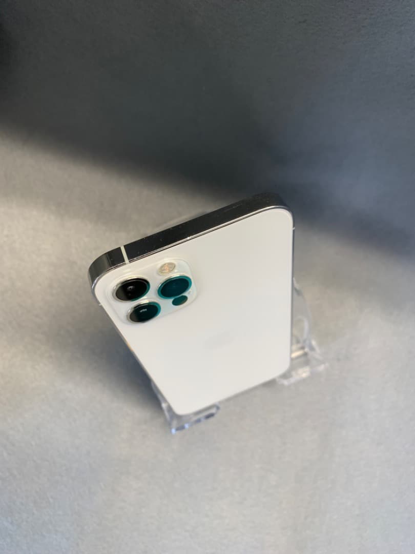 美品 国内版 SIMフリー iPhone12 Pro 128GB シルバー色