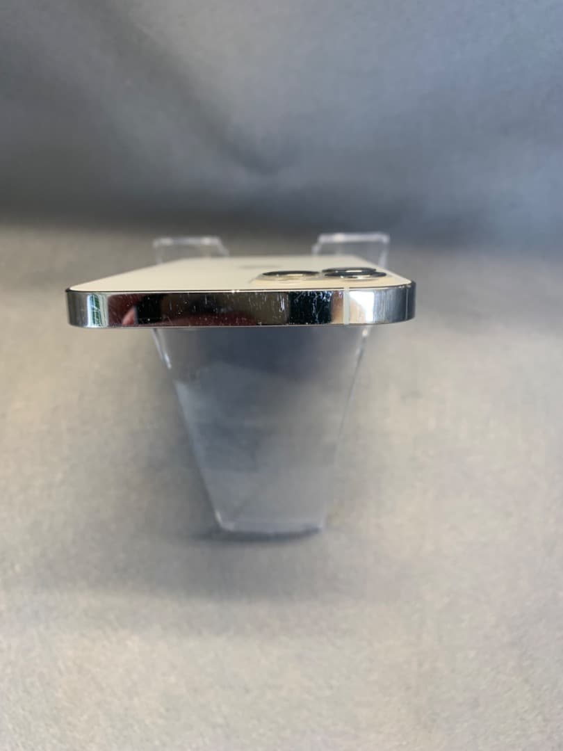 美品 国内版 SIMフリー iPhone12 Pro 128GB シルバー色