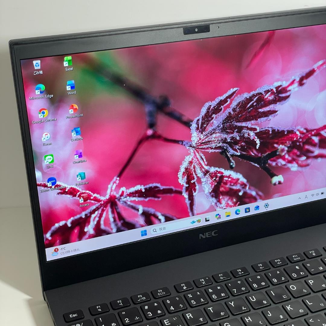 第11世代 i7 NEC LAVIE ノートPC win11 薄型 軽量 SSD