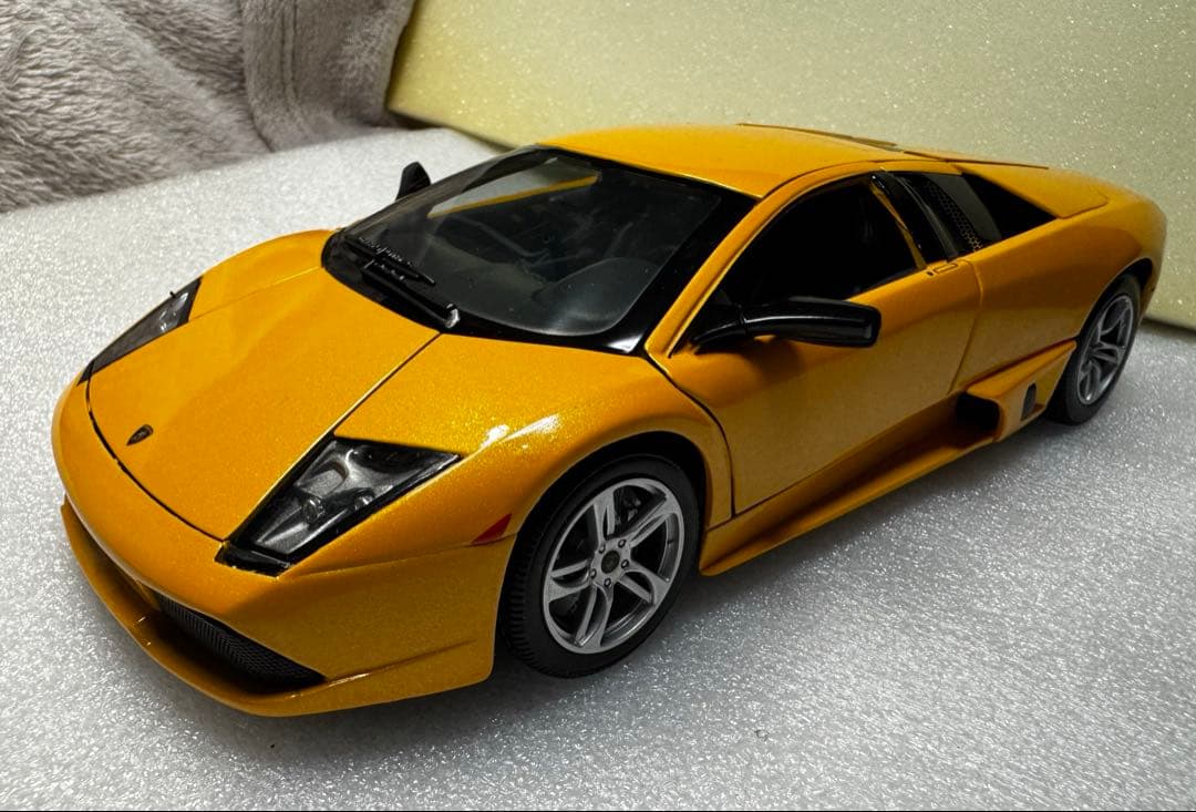 ア*ラ様 1/18 Ferrari & Lamborghini ミニカー4台セッ