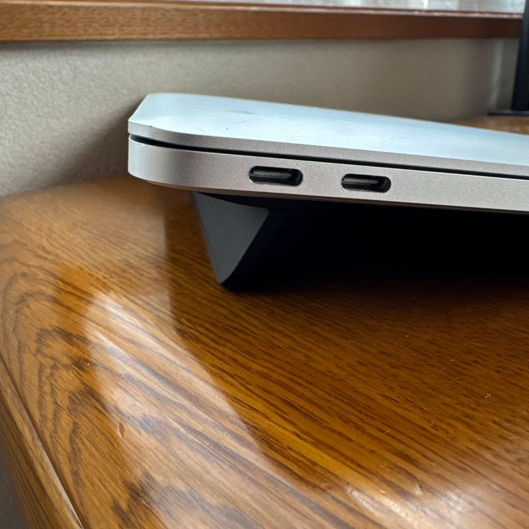 MacBook Pro 13インチ 2016 8GB/256GB シルバー