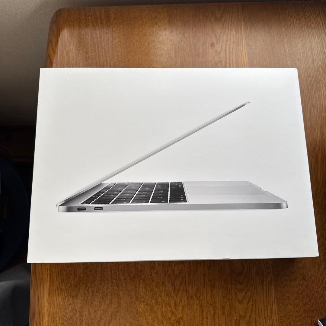 MacBook Pro 13インチ 2016 8GB/256GB シルバー