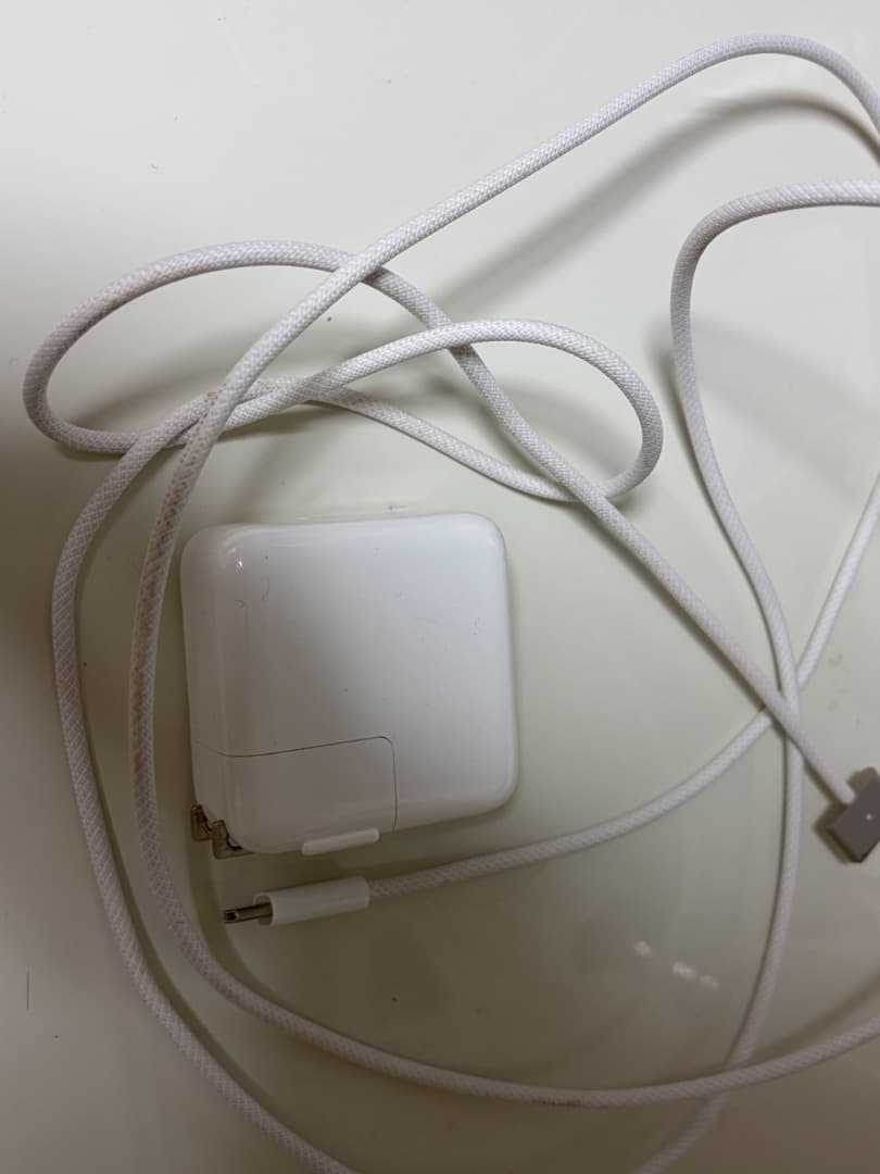 Apple MacBook 13インチ M4 本体