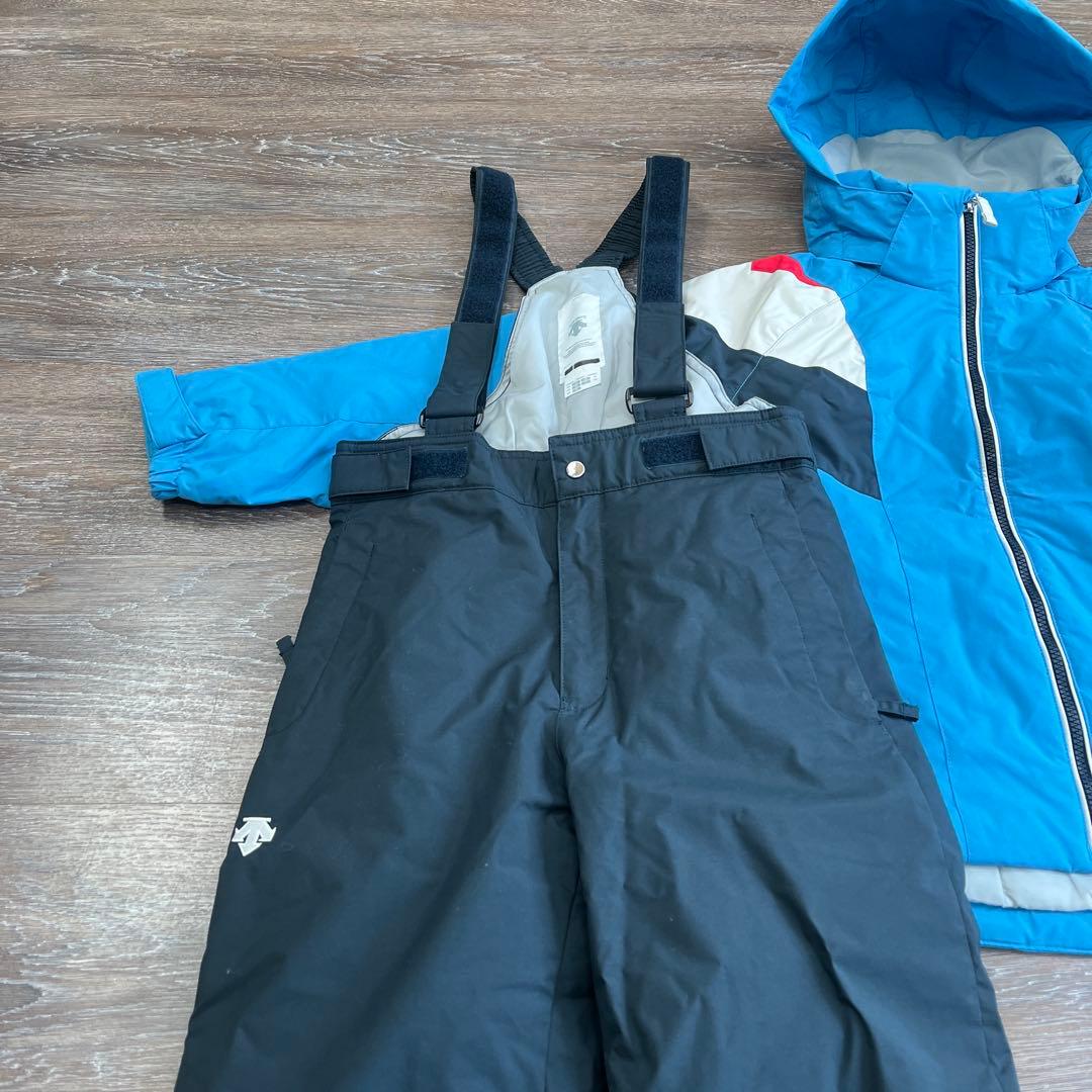 デサント　美品　　セットアップ　上下　スキーウェア　140 男の子