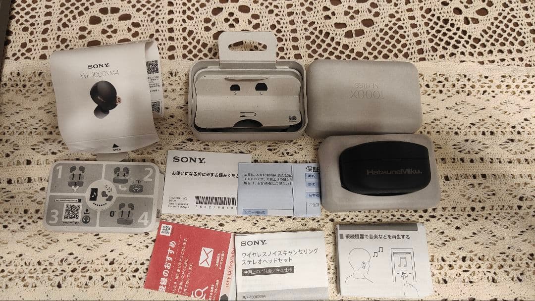 【希少/美品】SONY WF-1000XM4 初音ミク ブラック バッテリー新品