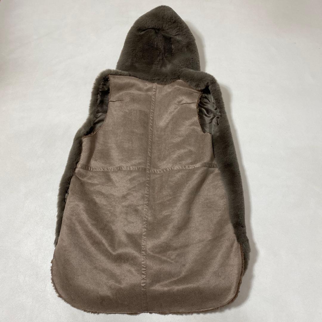 未使用 LUGER ルガー エコムートン フード付き ファー ロングベスト ジレ