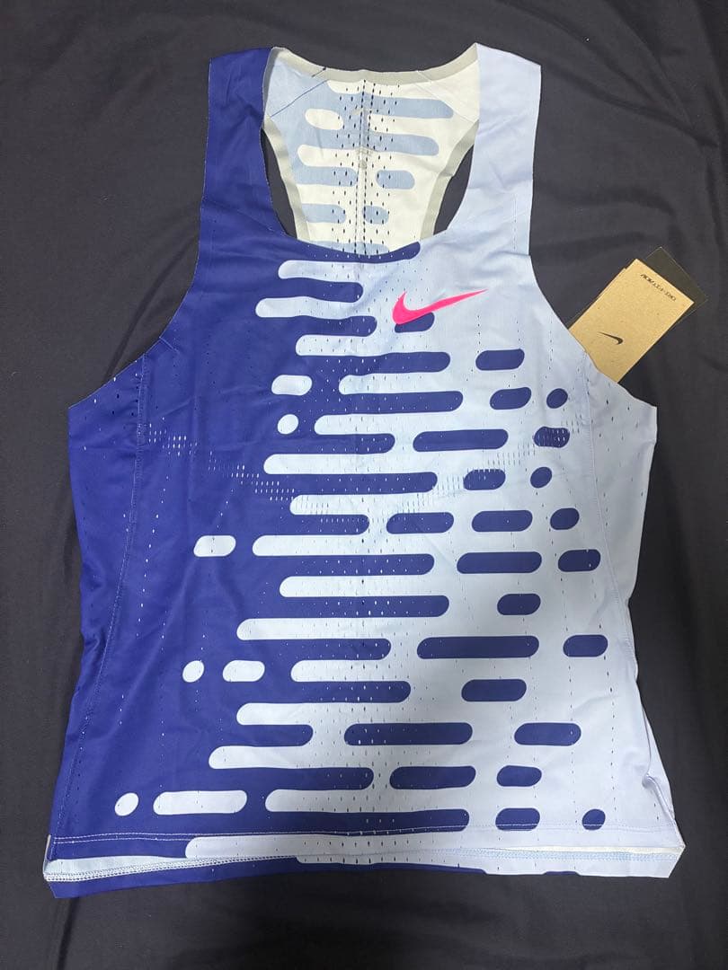 NIKE エアロスイフト　シングレット　Ｓサイズ