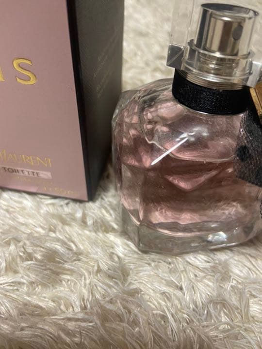 r イヴ・サンローラン モン パリ オーデトワレ 50ml