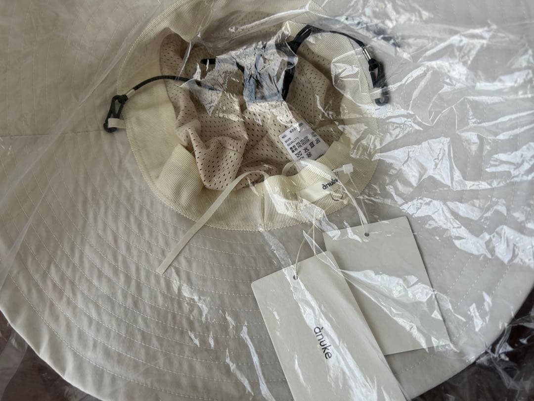 タグ付き！アンヌーク anuke ステッチナイロンハット