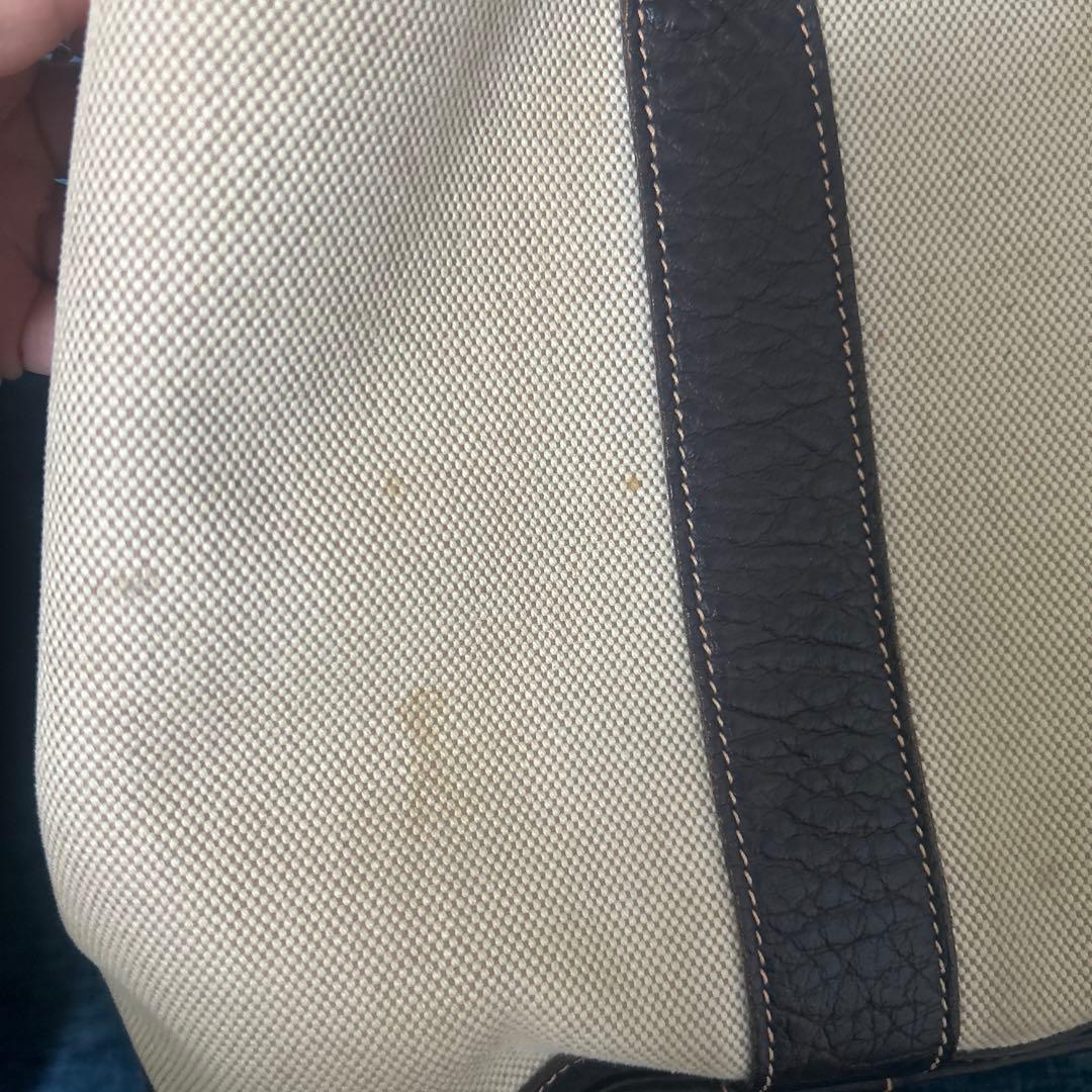 ベージュとブラウンのトート