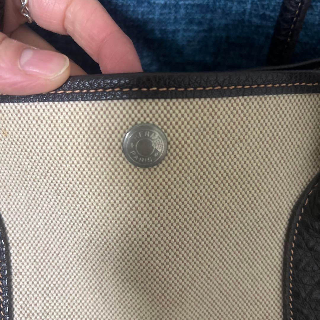 ベージュとブラウンのトート