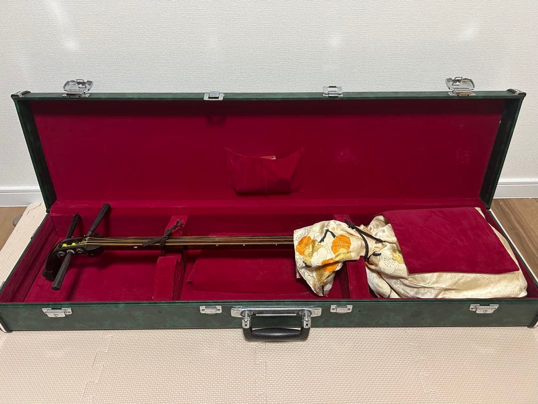 三味線　中棹　ハードケース付き　和楽器