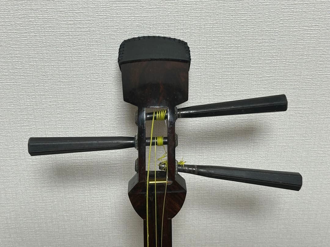 三味線　中棹　ハードケース付き　和楽器