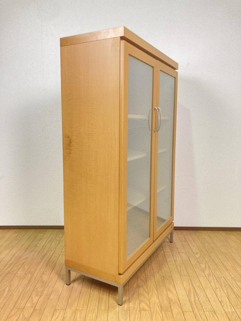 脚付き ガラス扉 キャビネット 茶 ライトブラウン 棚 収納棚 サイドボード