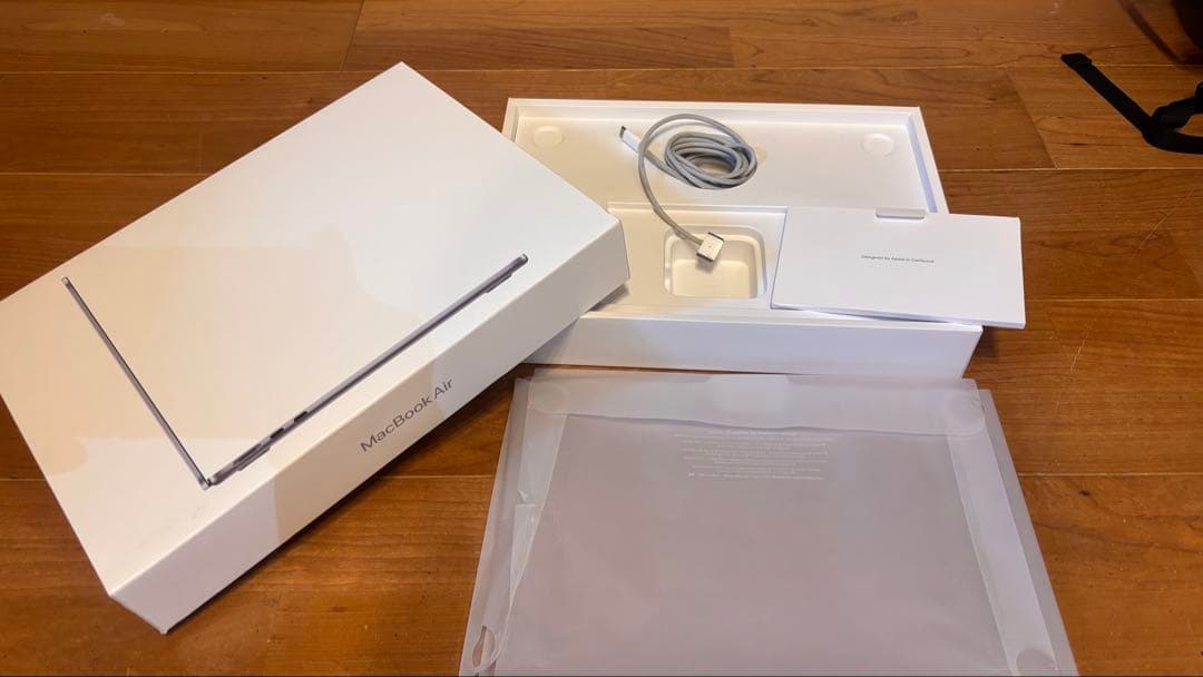 MacBook本体 Apple MacBook Air M2 16gb 256gb