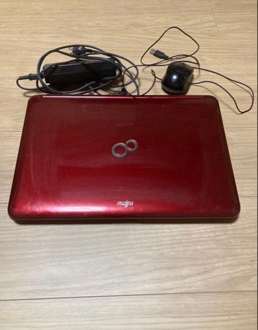 Fujitsu Lifebook 本体 ACアダプター・マウス付き　AH77/G