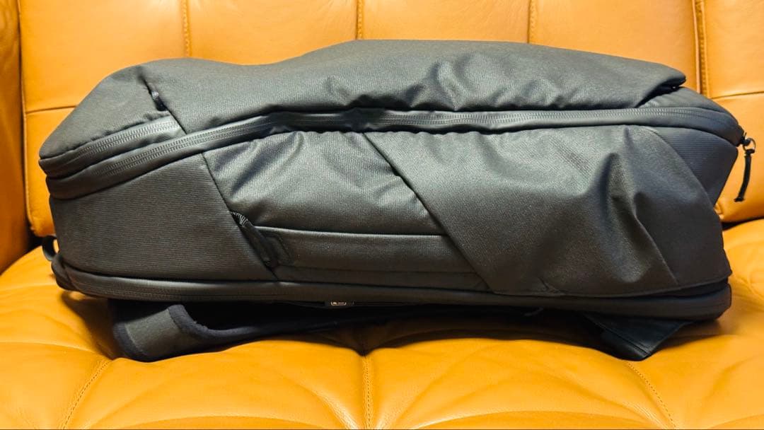 【最終価格】ピークデザイン　トラベルバックパック30l 純正レインカバー付