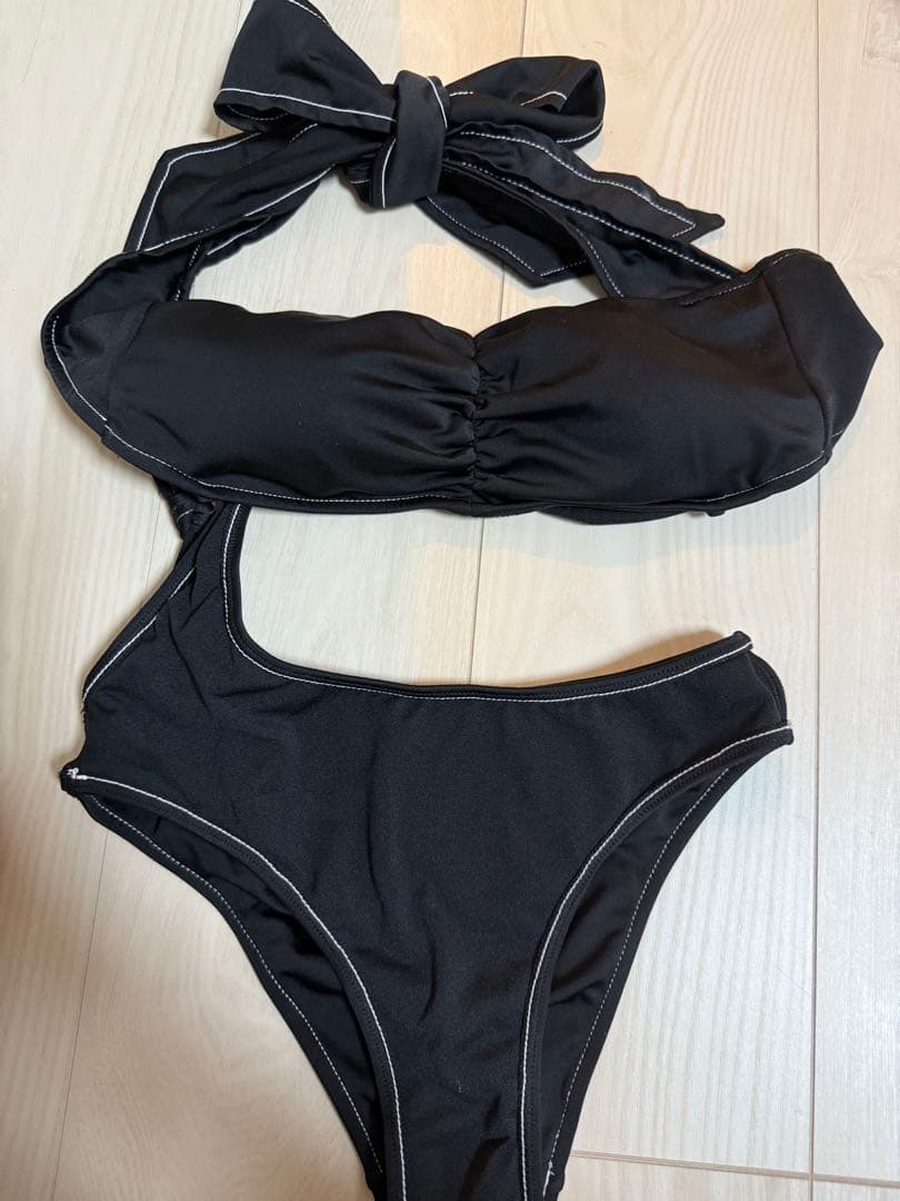 新品　シェリエ sheller モノキニビキニ