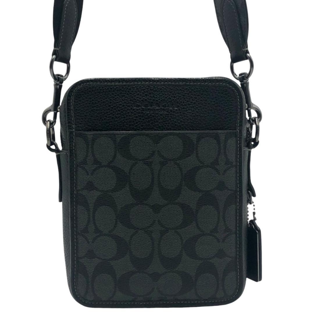【極美品】COACHコーチ　クロスボディ　メンズショルダーバッグ　PVC×レザー