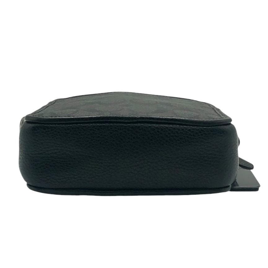 【極美品】COACHコーチ　クロスボディ　メンズショルダーバッグ　PVC×レザー