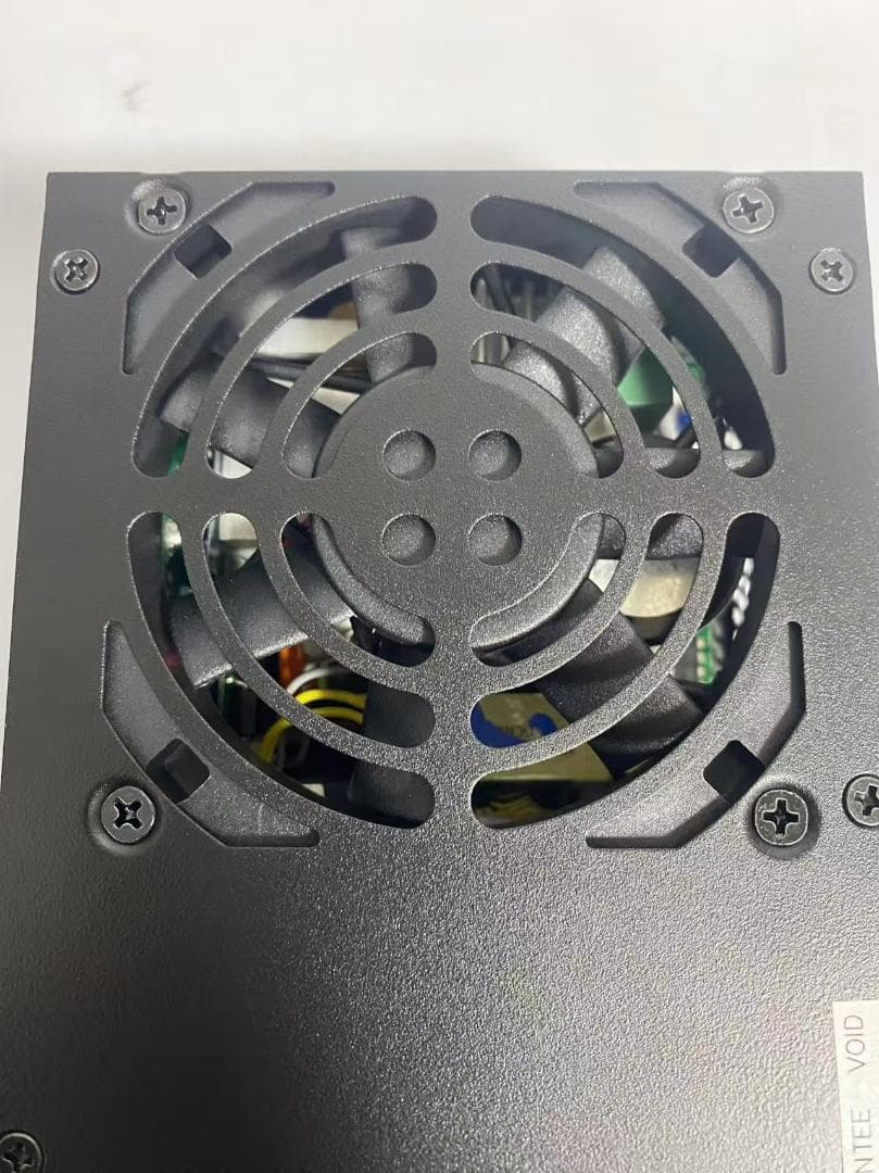 未使用 SilverStone 80 450W PLUS Gold SFX電源