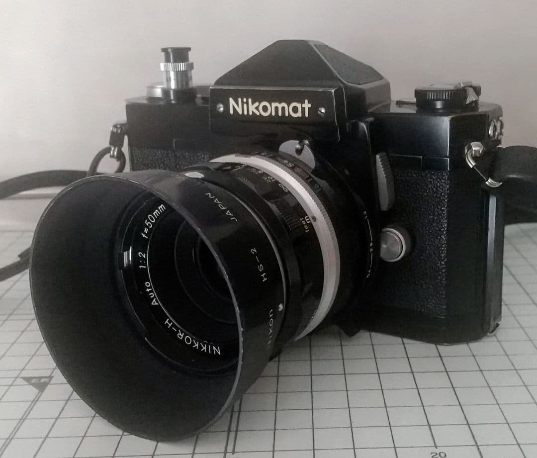 ニコン ニコマート FTN フィルム一眼レフカメラ【付属品あり】