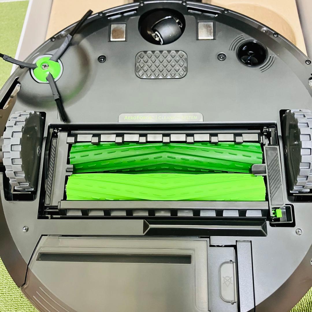 iRobot Roomba i3 ロボット掃除機 ブラック ほぼ未使用　ルンバ