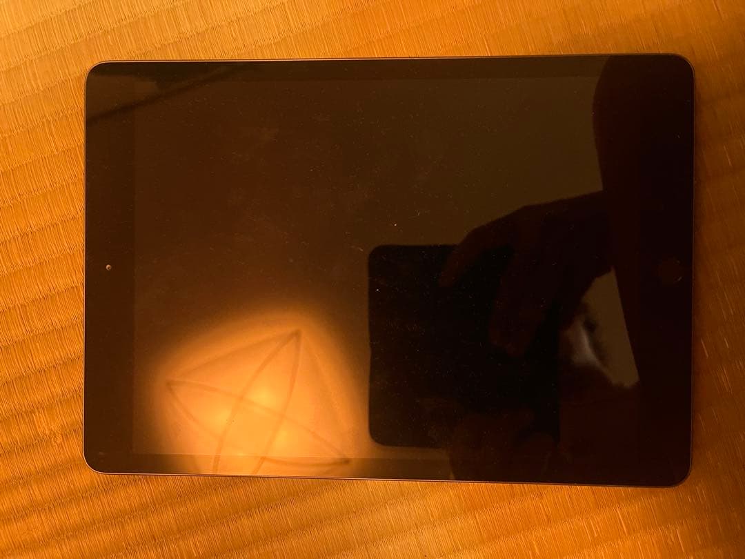 Apple iPad 第8世代　32GB 【超美品】