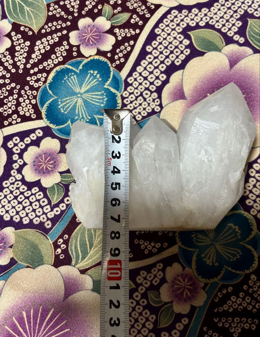 特大！大きなポイント！ パールバティ産 ヒマラヤ水晶クラスター 重さ約1.5kg