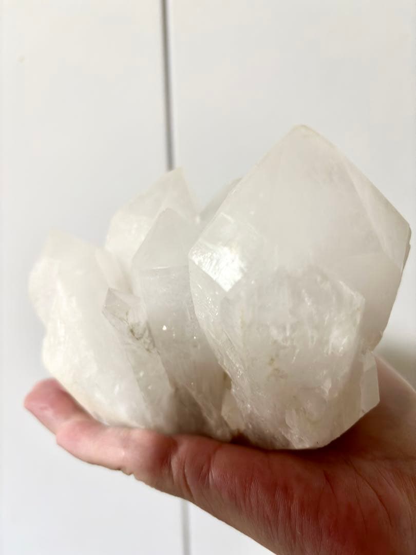 特大！大きなポイント！ パールバティ産 ヒマラヤ水晶クラスター 重さ約1.5kg