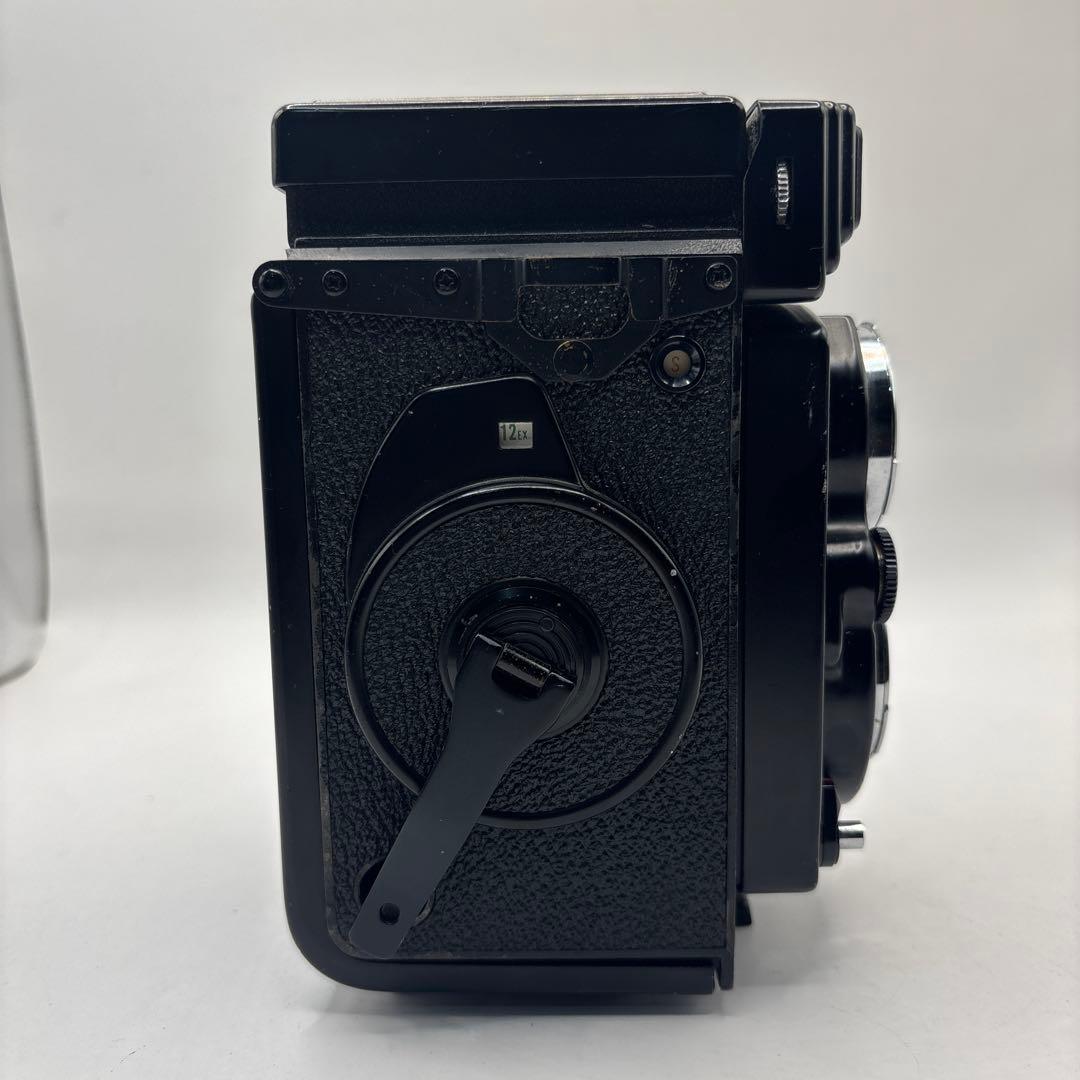 ジャンク品のYASHICA Mat-124 G