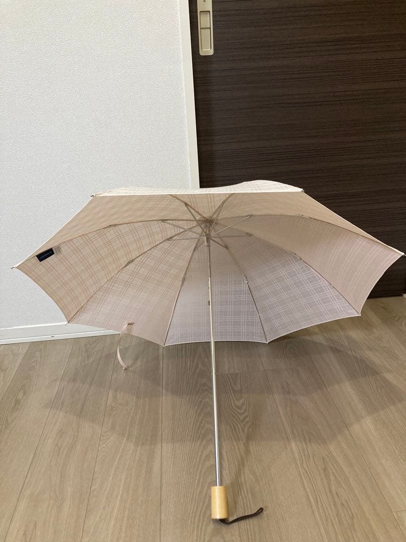 美品　Burberry バーバリー 折りたたみ日傘　チェック柄　ロゴ入り