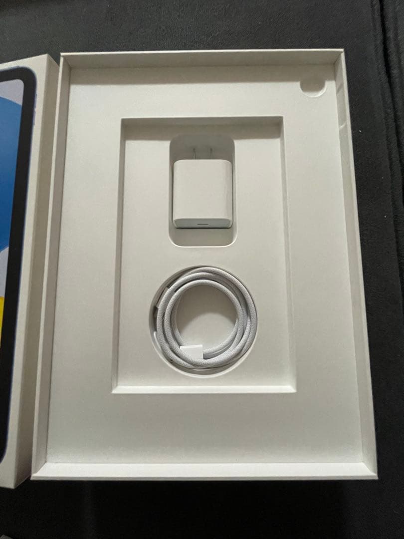 j*n様 ipad A16 128GB WIFIモデル 美品　完動品