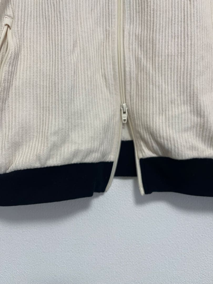 adidas ワッフルトラックジャケット クリーム オフホワイト