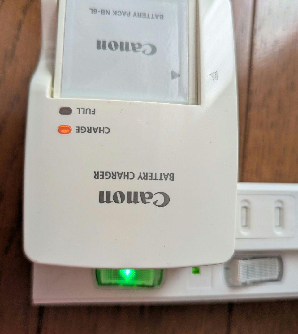 Canon　デジカメ(ジャンク)　バッテリー　充電器　セット