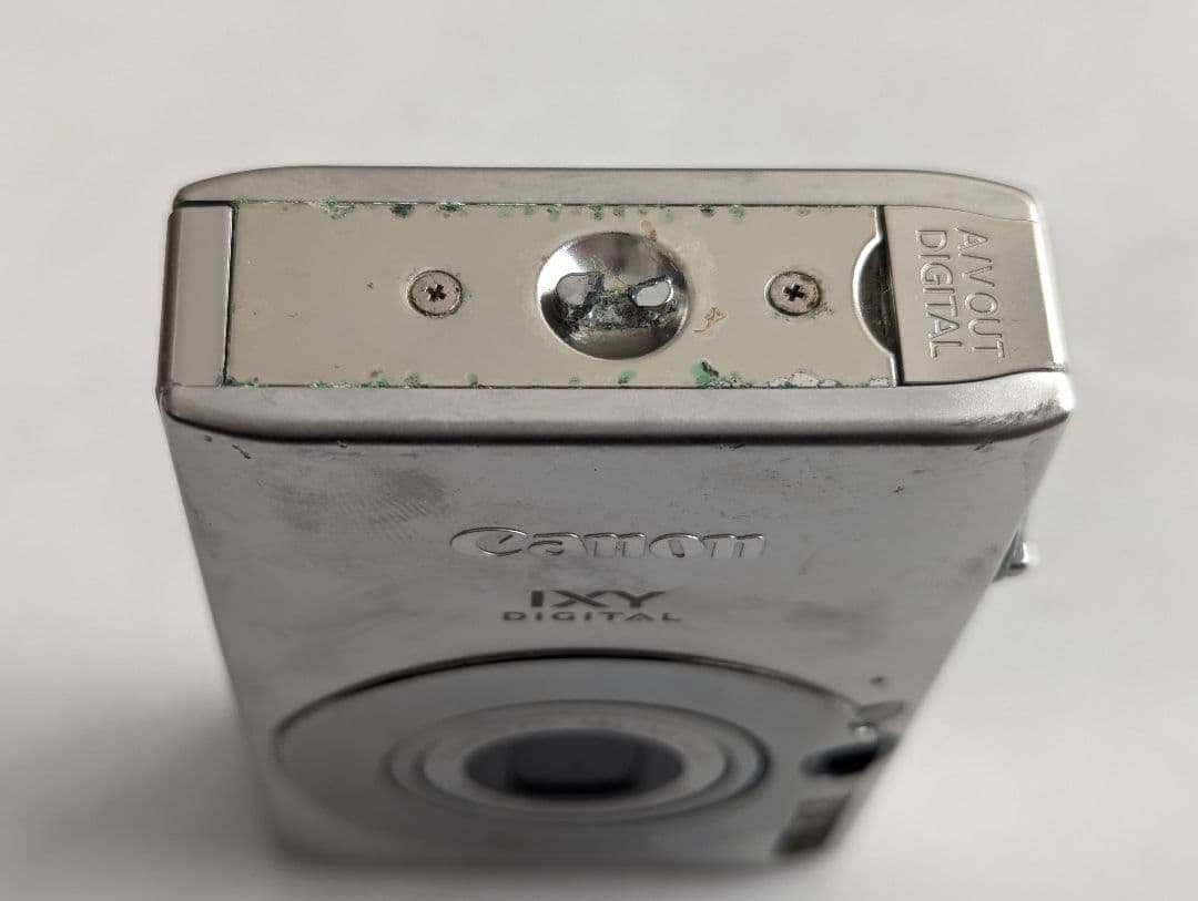 Canon　デジカメ(ジャンク)　バッテリー　充電器　セット