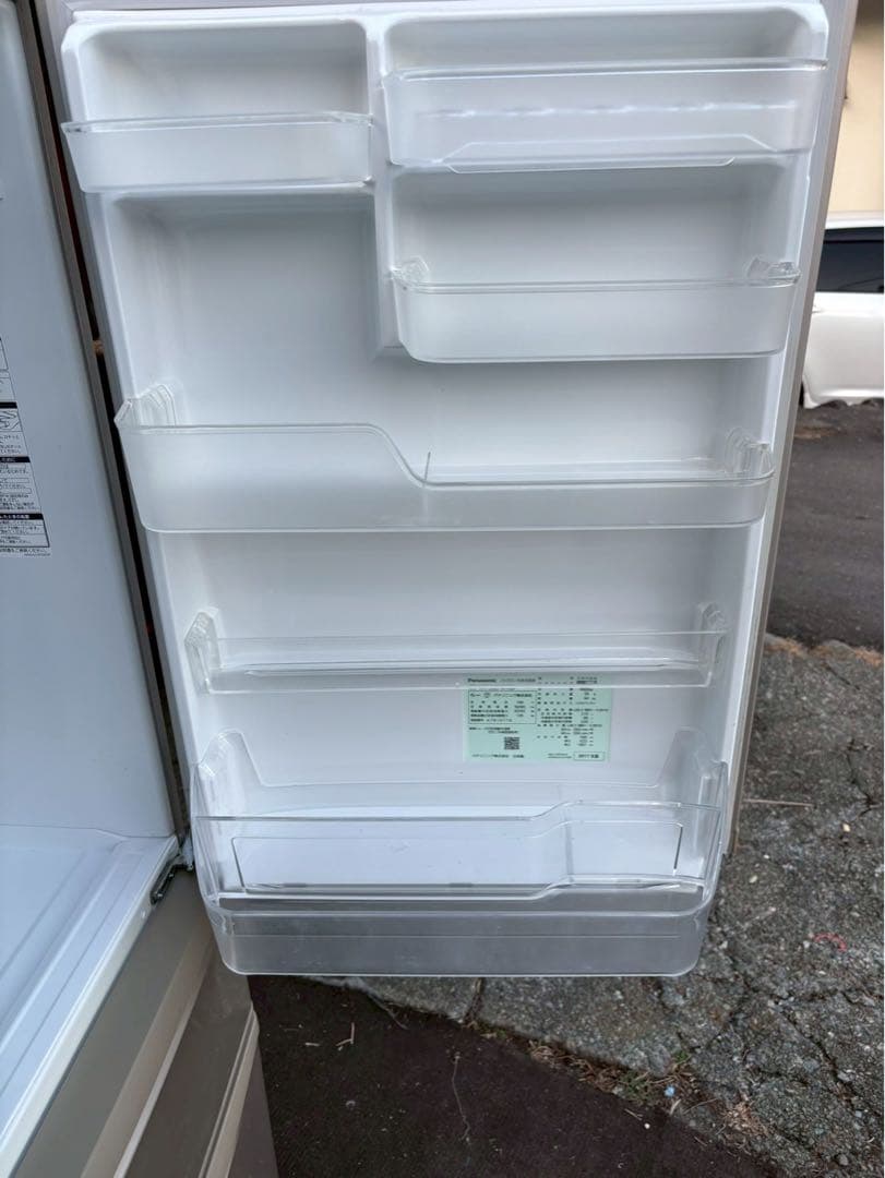 無料配送エリア有　Panasonic 冷蔵庫　NR-C32FM-N 2017年製