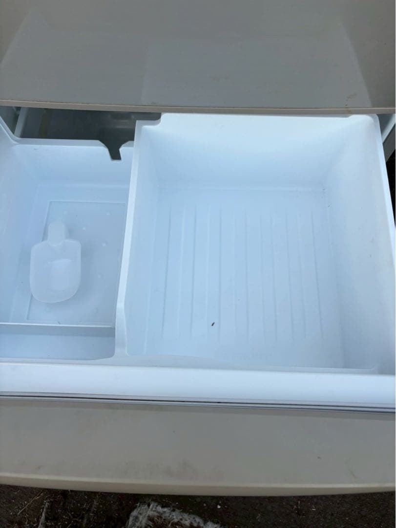 無料配送エリア有　Panasonic 冷蔵庫　NR-C32FM-N 2017年製