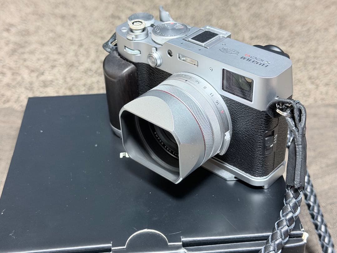 Fujifilm X100VI シルバー