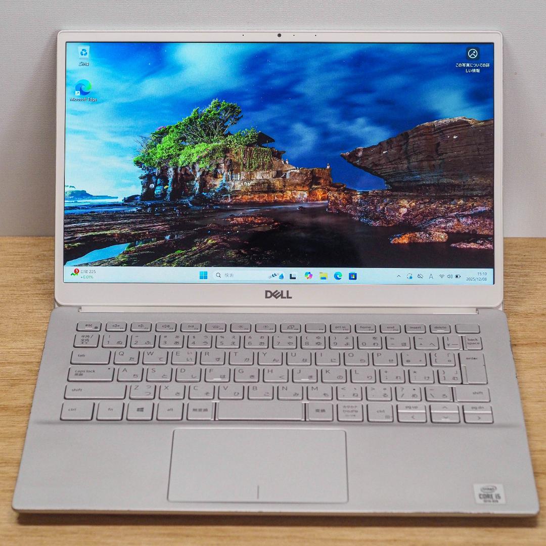 Dell Inspiron 13 7391、8GB メモリ、256GB SSD