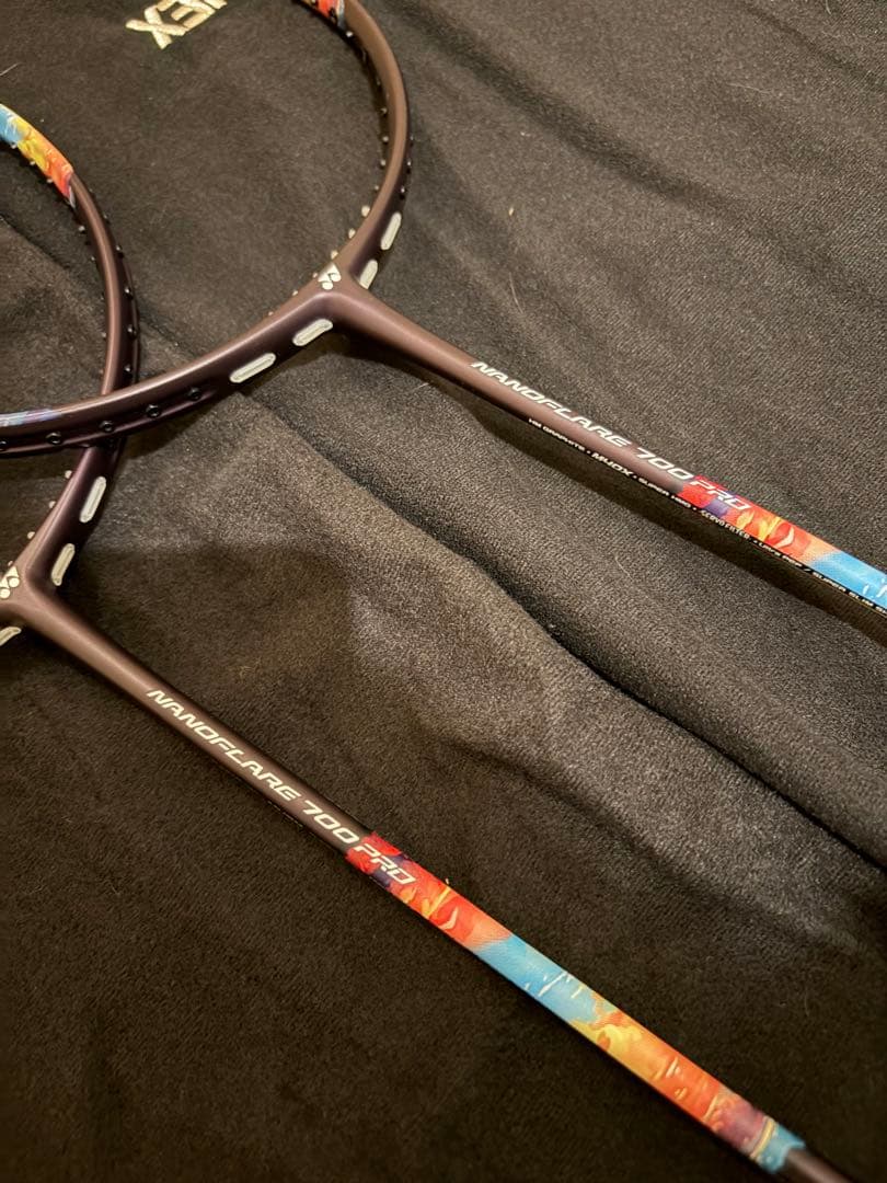ナノフレア700プロ 4U6 2本セット YONEXバドミントンラケット