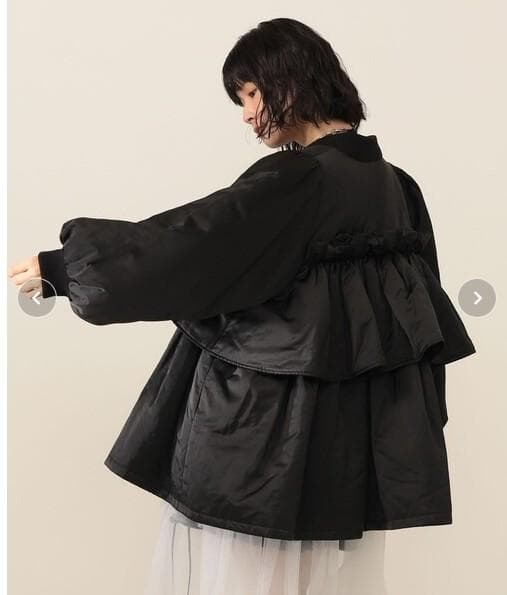 CAROLINA GLASER フリルジャケット★黒★一回使用の美品