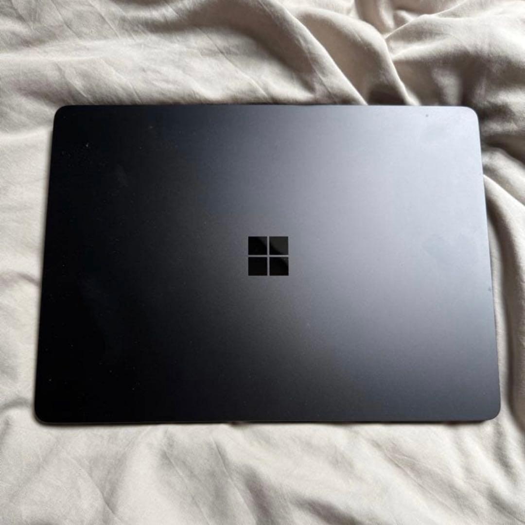 Surface Laptopブラック [Copilot+ PC /13.8型