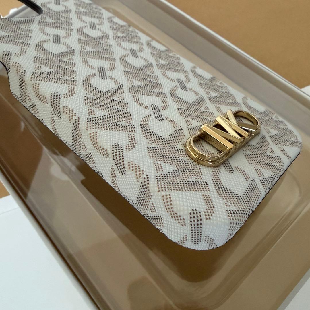 マイケルコース☆新品☆ロゴ iPhone 15ケース MagSafe/バニラ 白