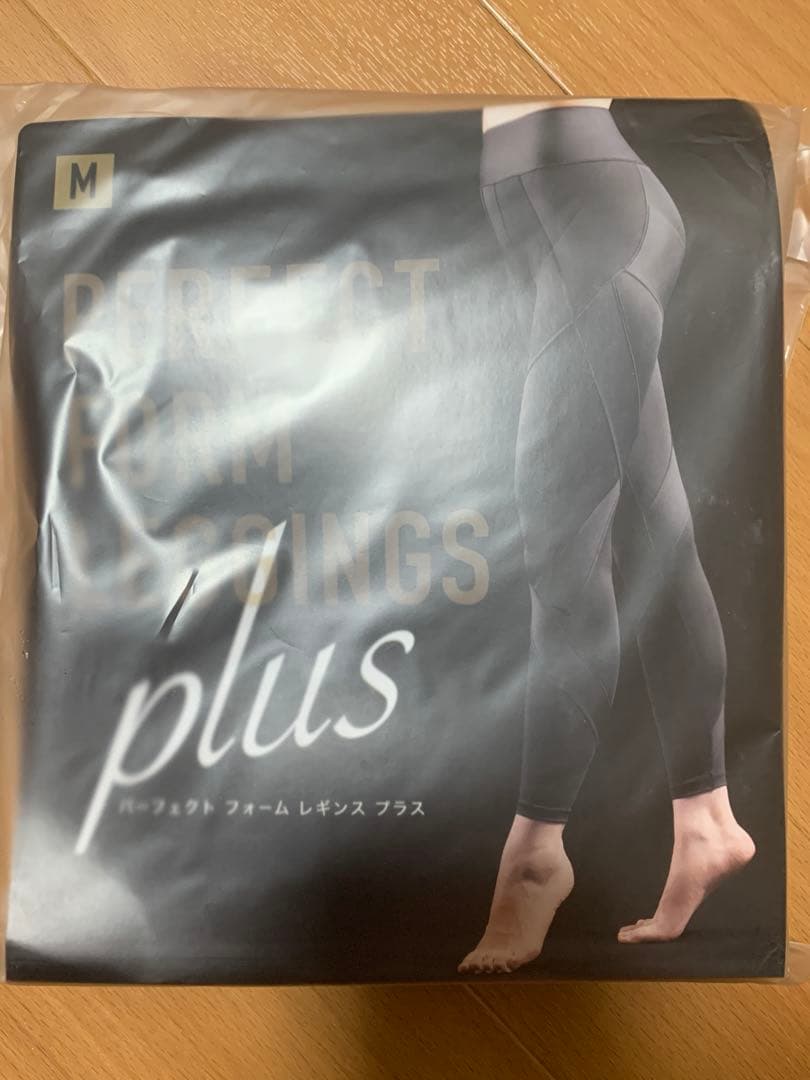 【未着用】パーフェクトフォームレギンス プラスM リントスル