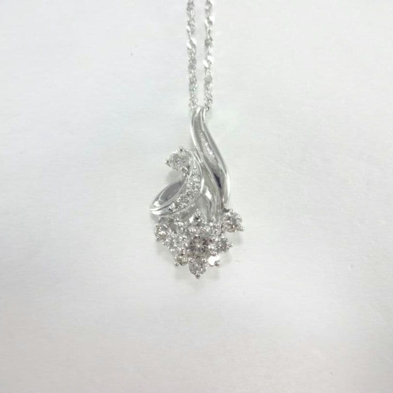 【なっちゃん様】0.50ct　ダイヤモンド　デザインネックレス　プラチナ